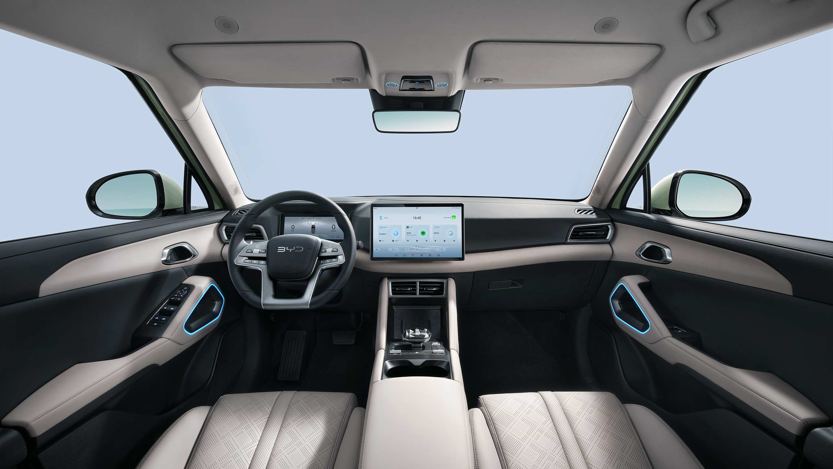 Interior del YUAN UP, imagen de referencia
